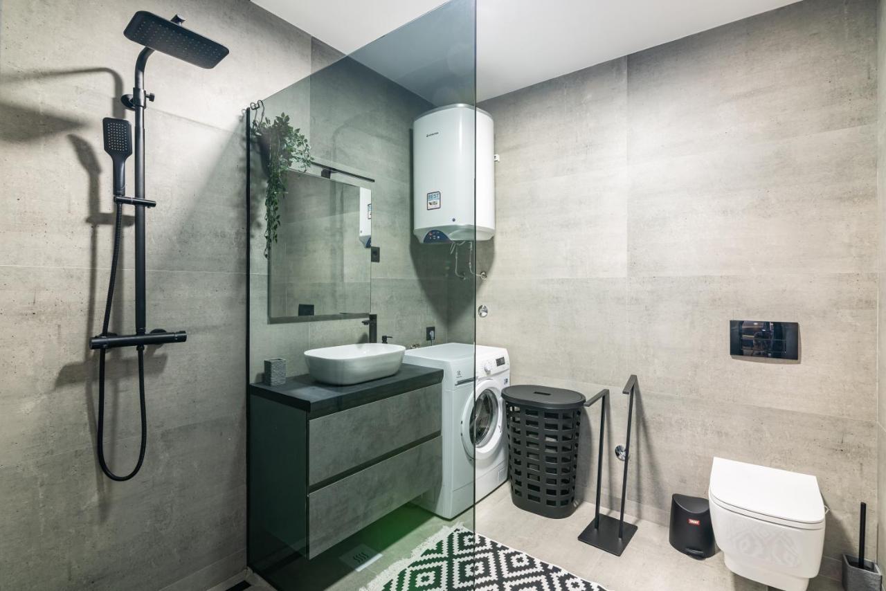 Apartman Laura Риека Экстерьер фото
